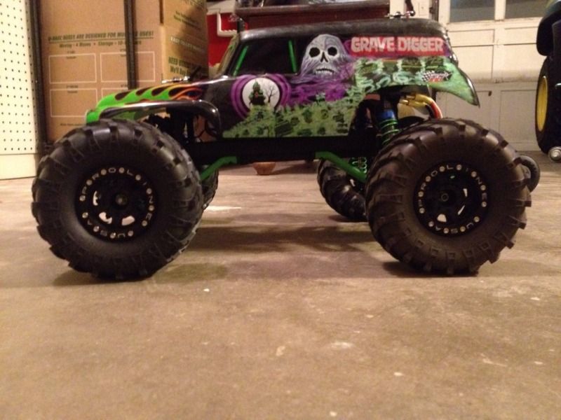 xmaxx grave digger body